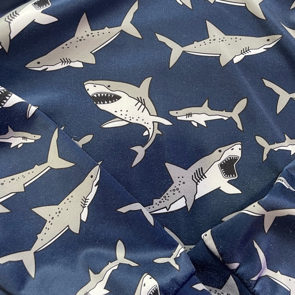 Kids Shark Hoodie size XL - Picture 2 of 3